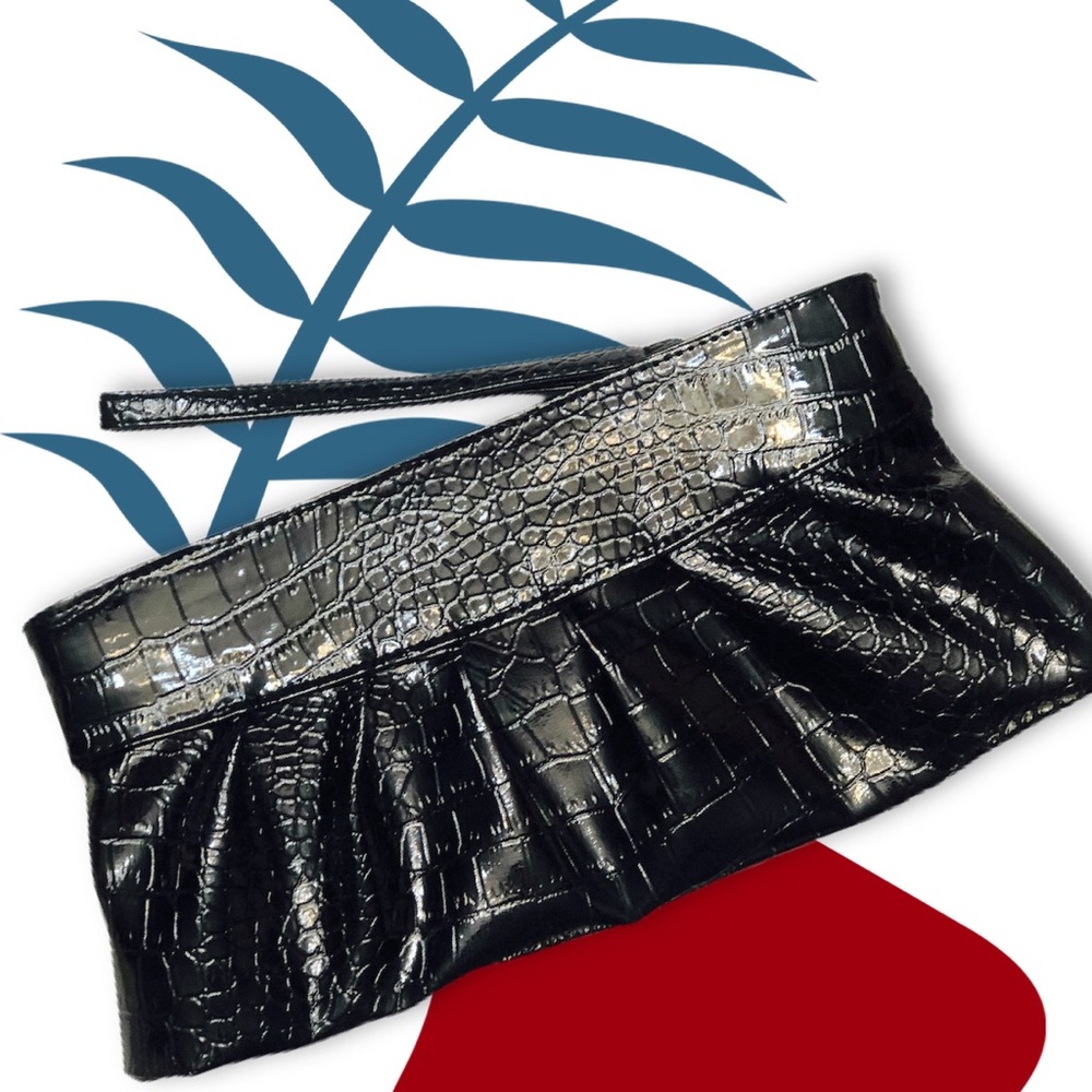 Black Patent Faux Croc Zip Clutch/Wristlet